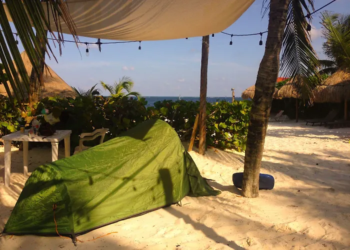 Acamaya Reef Hotel